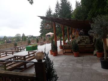 Фотографии Курортные отели Complex Turistic Gura Jgheabului г. Oţelu Roşu (Румыния) №5 Фото Курортные отели Complex Turistic Gura Jgheabului г. Oţelu Roşu 5